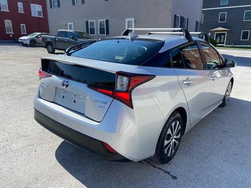 2022 Toyota Prius XLE