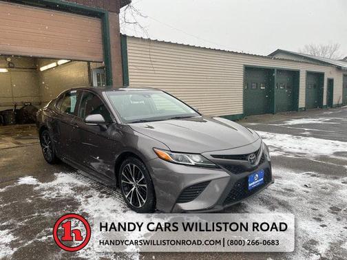 2018 Toyota Camry SE