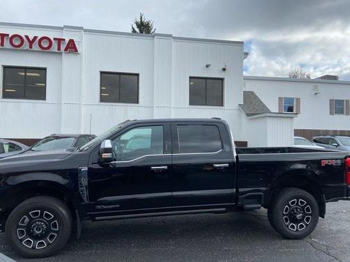 2023 Ford F-250 Platinum