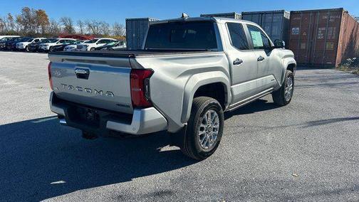 2025 Toyota Tacoma Hybrid 