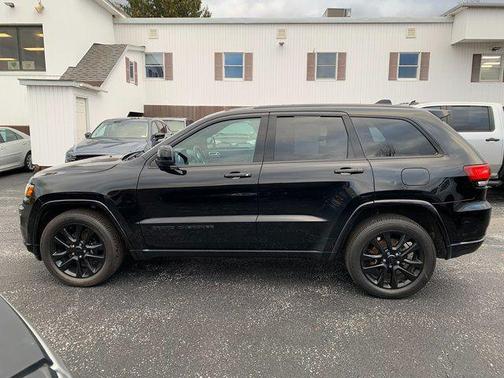 2019 Jeep Grand Cherokee Altitude