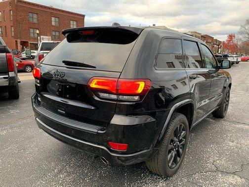 2019 Jeep Grand Cherokee Altitude
