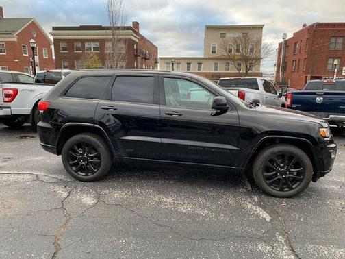 2019 Jeep Grand Cherokee Altitude