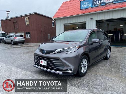 2024 Toyota Sienna Limited 7-Passenger