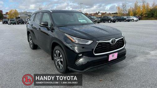 2024 Toyota Highlander XLE