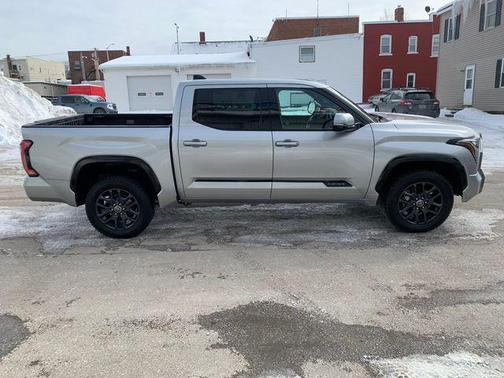 2023 Toyota Tundra Platinum