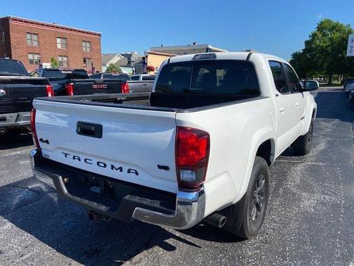 2022 Toyota Tacoma SR5