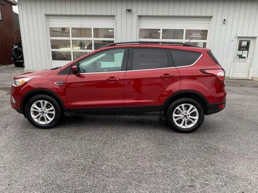 Ruby Red 2018 Ford Escape SEL