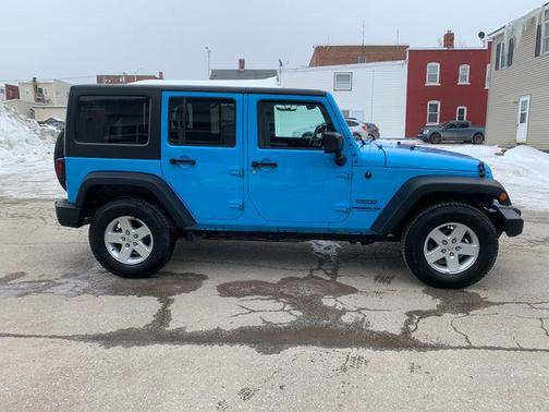2017 Jeep Wrangler Unlimited Sport