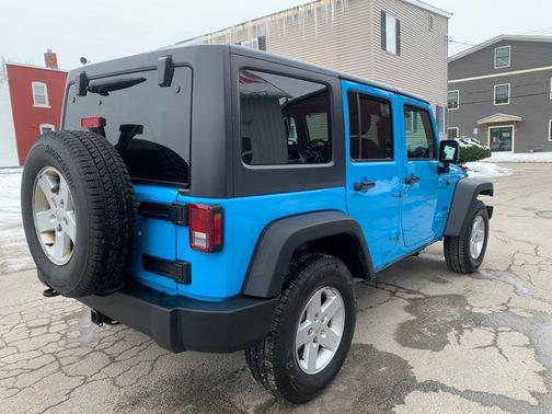 2017 Jeep Wrangler Unlimited Sport