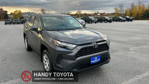 2025 Toyota RAV4 LE