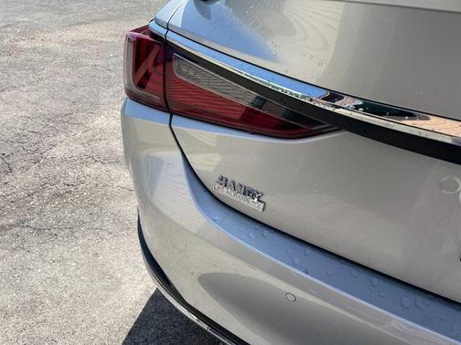 2019 Lexus ES 300h Ultra Luxury