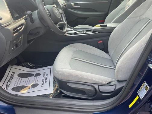 2021 Hyundai SONATA SE