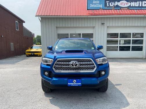 2016 Toyota Tacoma TRD Sport