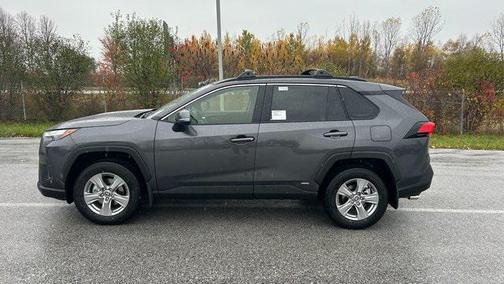 2025 Toyota RAV4 Hybrid XLE