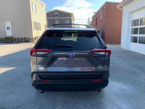 2022 Toyota RAV4 Hybrid LE