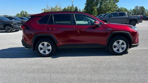 2021 Toyota RAV4 Hybrid XLE