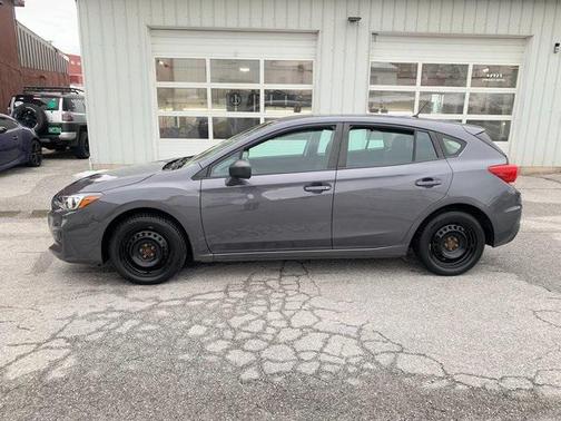2019 Subaru Impreza 2.0i