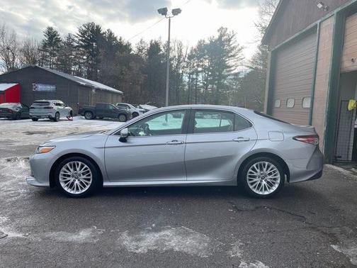 2019 Toyota Camry XLE