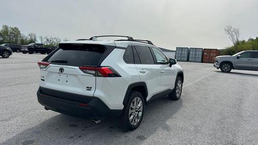 Wind Chill Pearl 2025 Toyota RAV4 XLE Premium