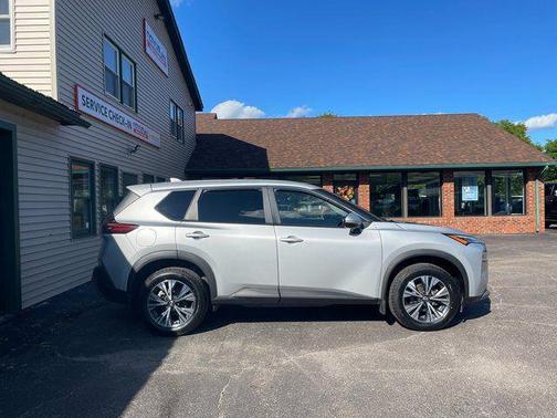 2022 Nissan Rogue SV