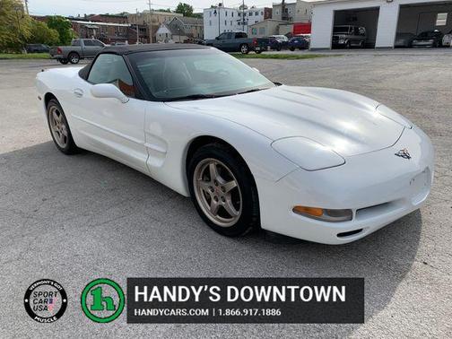 Arctic White 2000 Chevrolet Corvette Base