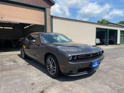 2019 Dodge Challenger SXT