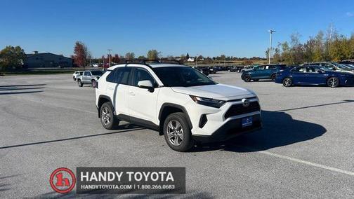 2025 Toyota RAV4 XLE