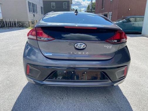 2019 Hyundai IONIQ Hybrid Blue
