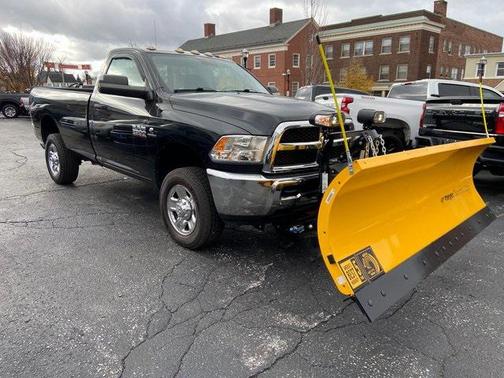 2018 RAM 2500 Tradesman Regular Cab 4x4 8' Box