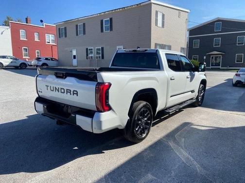 2022 Toyota Tundra Platinum