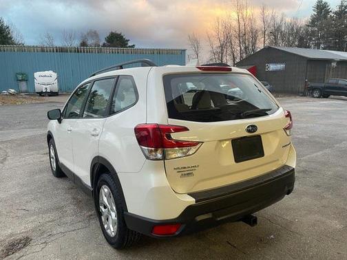 2021 Subaru Forester Base