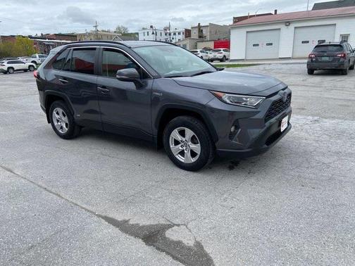 2020 Toyota RAV4 Hybrid XLE