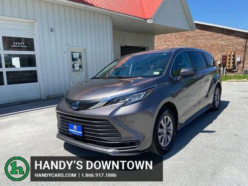 2021 Toyota Sienna LE