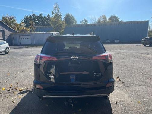 2017 Toyota RAV4 Hybrid Limited