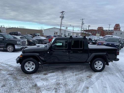 2021 Jeep Gladiator Sport S