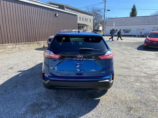 2023 Ford Edge SE