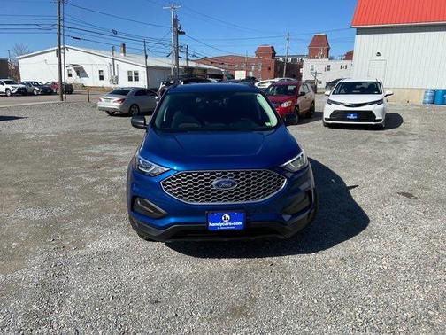 2023 Ford Edge SE