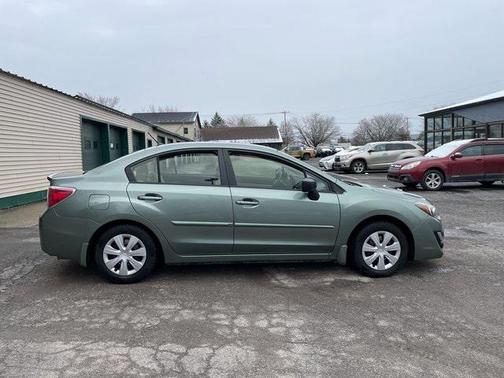 2016 Subaru Impreza 2.0i