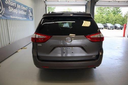 2018 Toyota Sienna XLE Premium