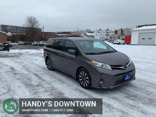 2018 Toyota Sienna XLE Premium