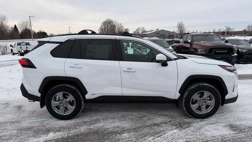 2025 Toyota RAV4 Hybrid XLE