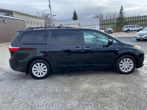 2016 Toyota Sienna XLE Premium