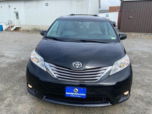 2016 Toyota Sienna XLE Premium