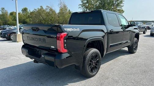 2025 Toyota Tundra Hybrid Platinum