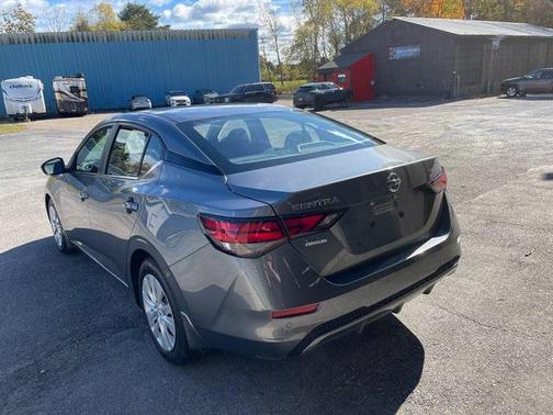 2022 Nissan Sentra S