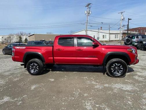 Barcelona Red Metallic 2022 Toyota Tacoma TRD Off Road