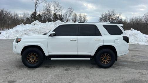 Super White 2019 Toyota 4Runner SR5 Premium