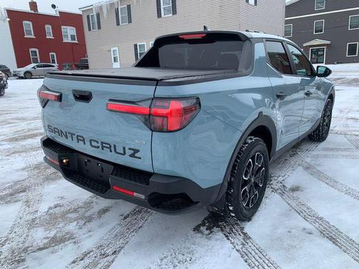 2023 Hyundai SANTA CRUZ SE