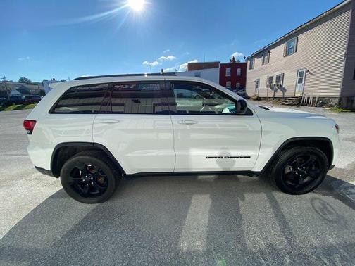 2019 Jeep Grand Cherokee Upland